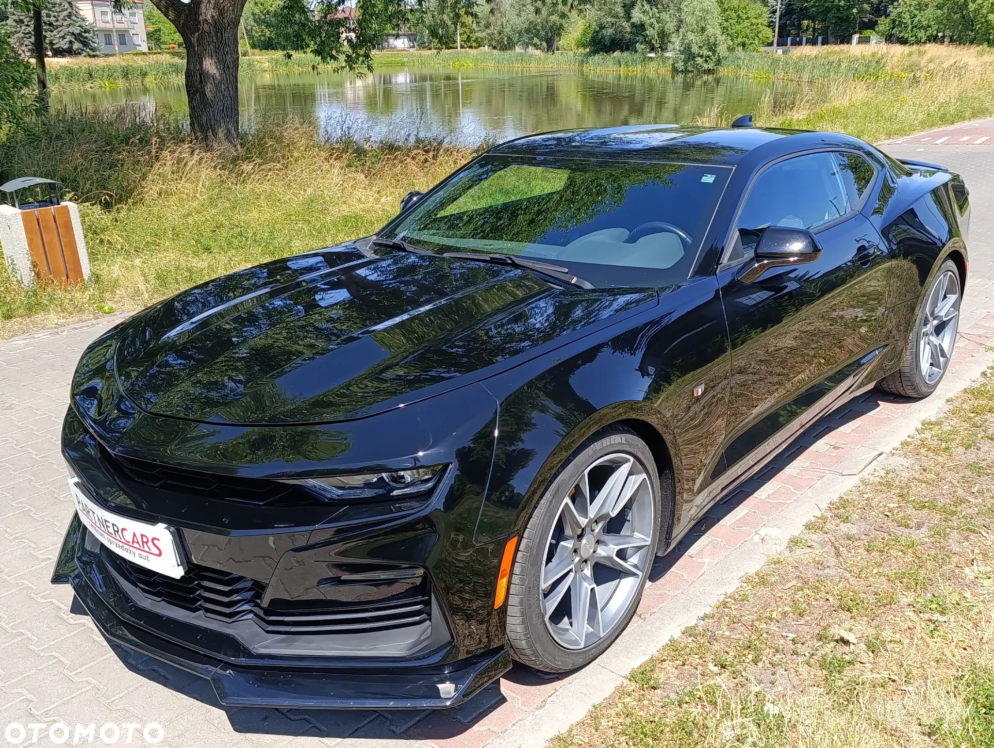 Chevrolet Camaro - 1