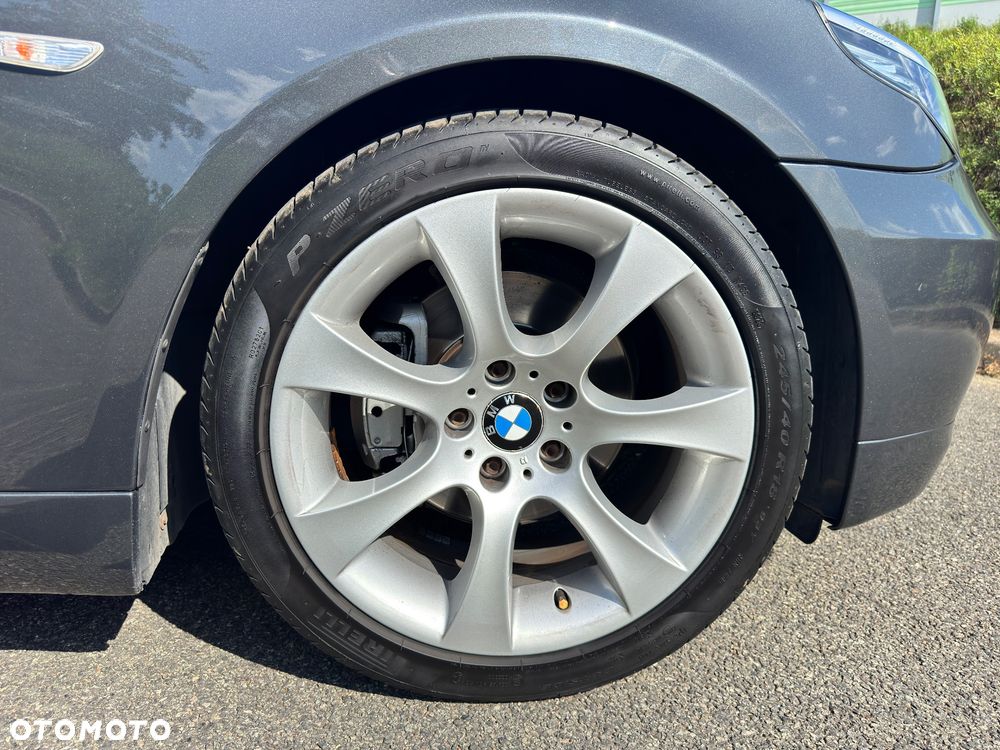 BMW Seria 5 525d Edition Exclusive - 13