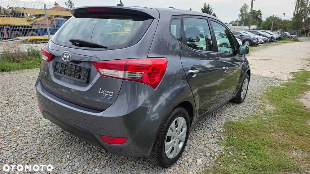 Hyundai ix20 1.4 blue Comfort - 5