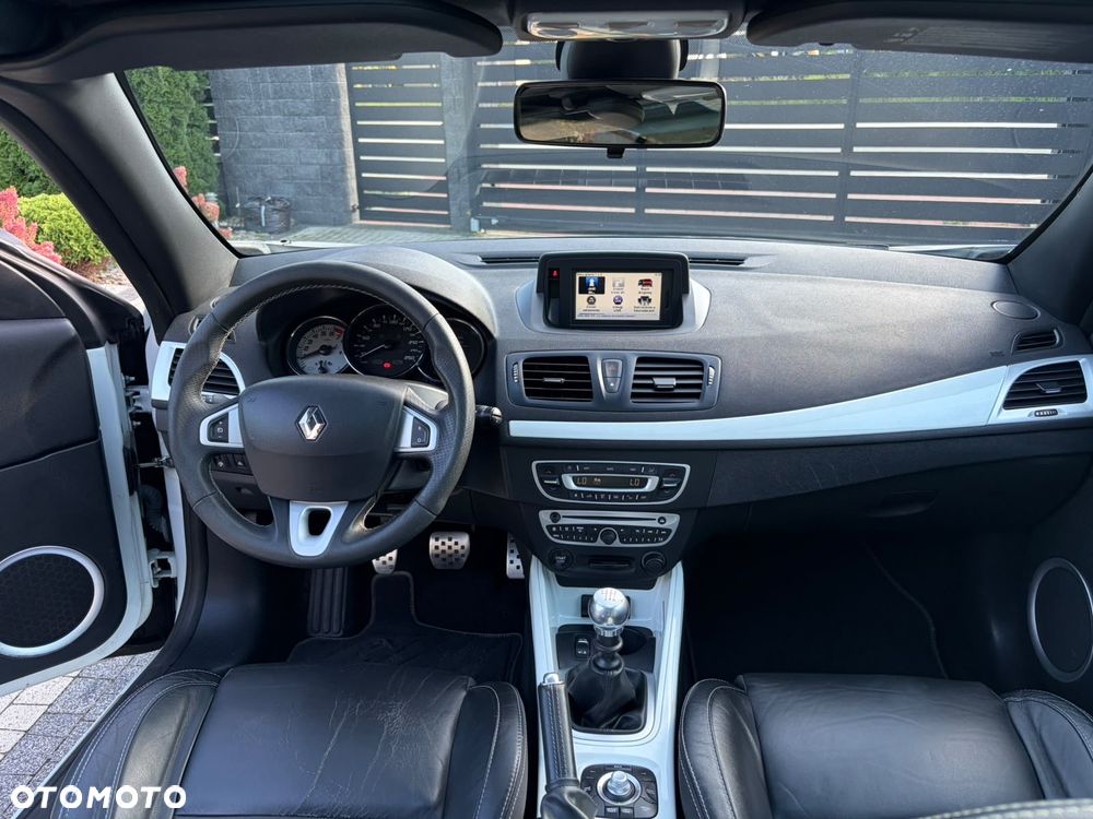 Renault Megane TCe 180 Monaco GP - 30