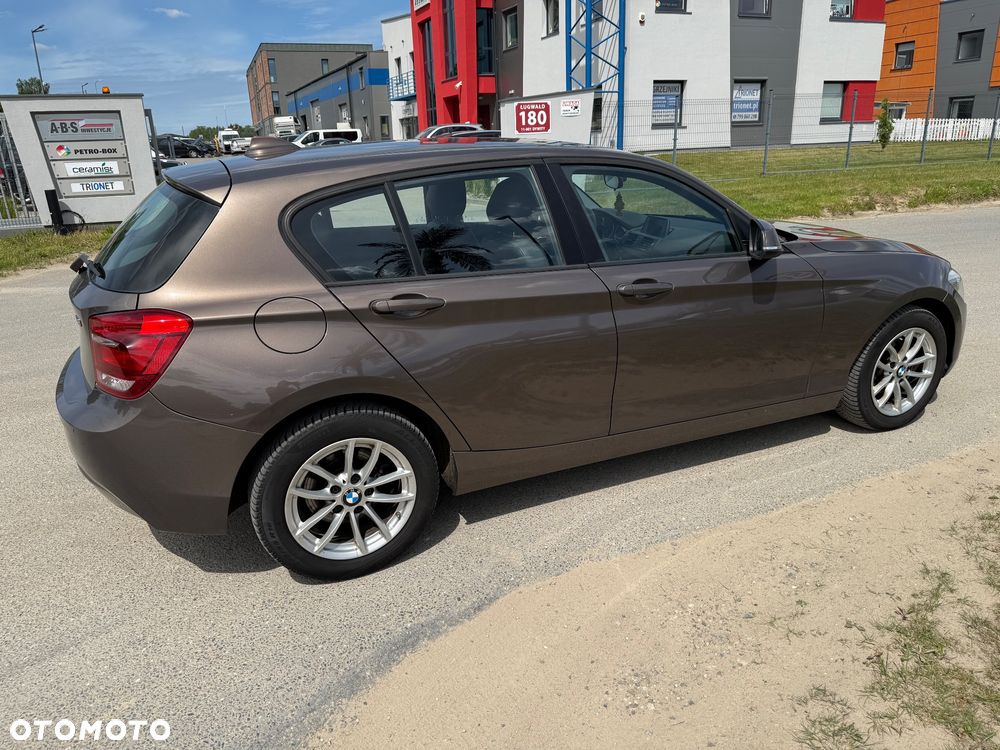 BMW Seria 1 116i Sport Line - 10