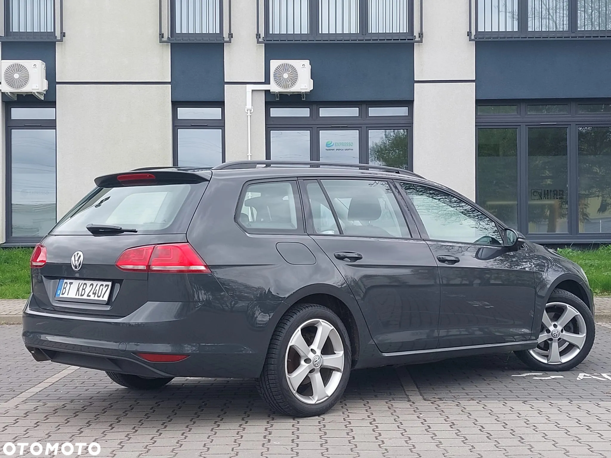 Volkswagen Golf 1.6 BlueTDI Trendline - 12