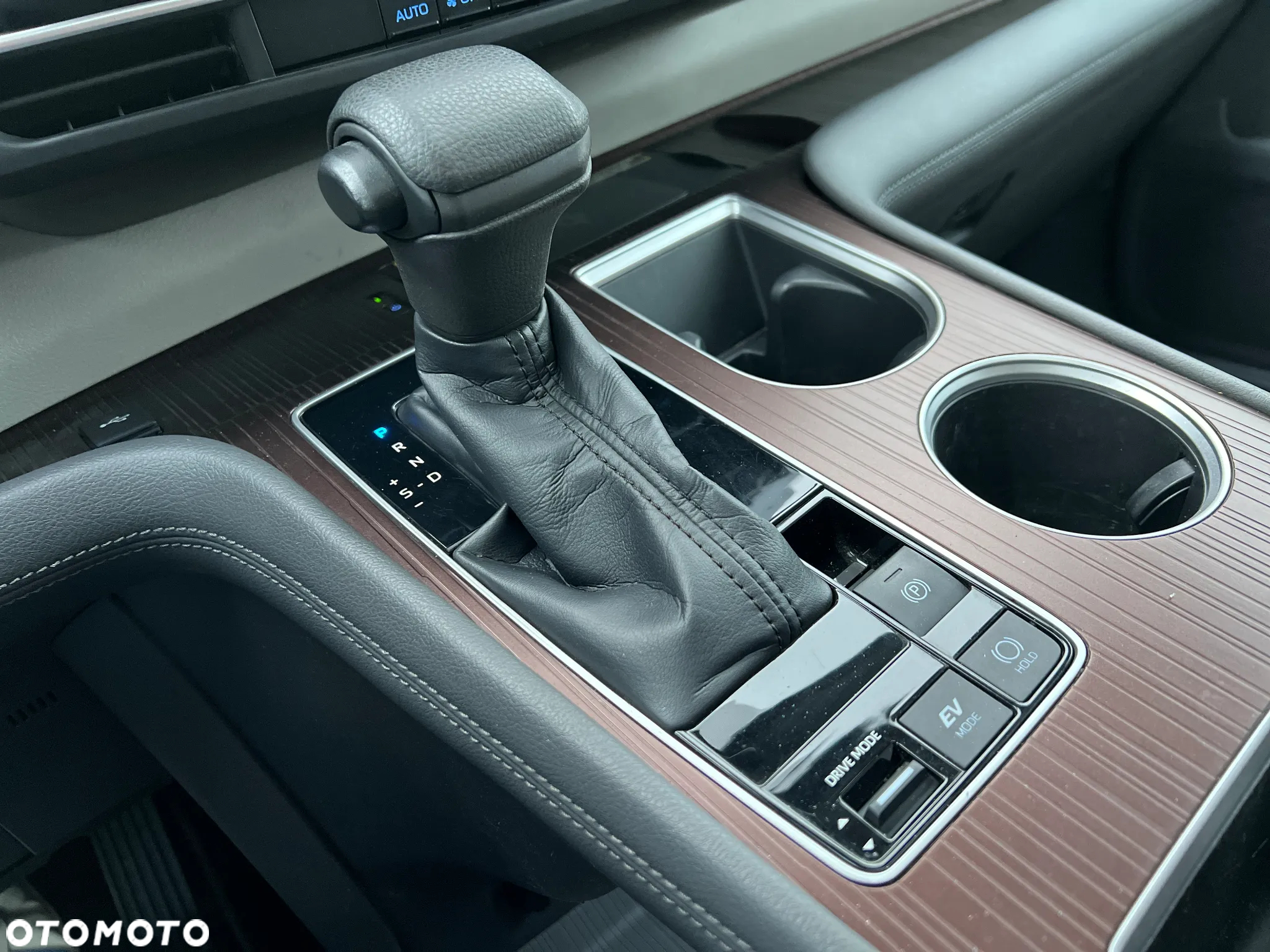 Toyota Sienna - 27