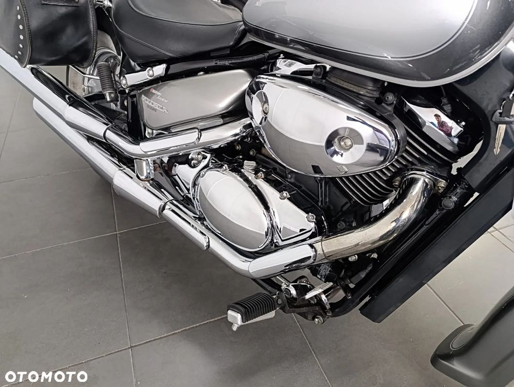 Suzuki VL 800 Volusia - 4