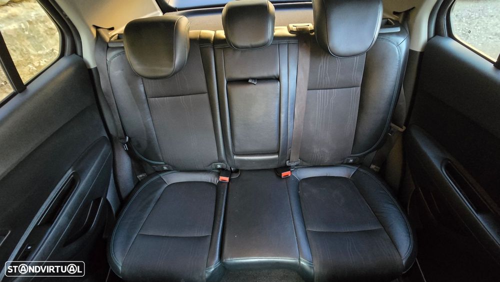 Chevrolet Trax 1.7 VCDi LT - 35
