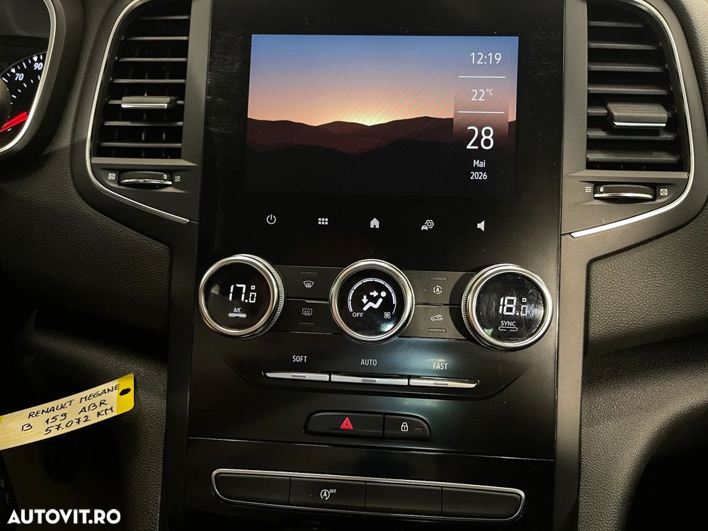 Renault Megane TCe 140 GPF Zen - 19
