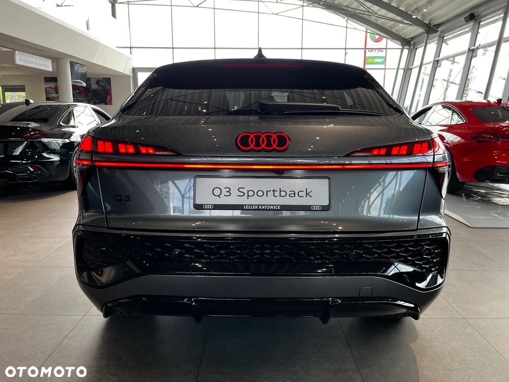Audi Q3 Sportback TFSI mHEV 110 kW S tronic - 8