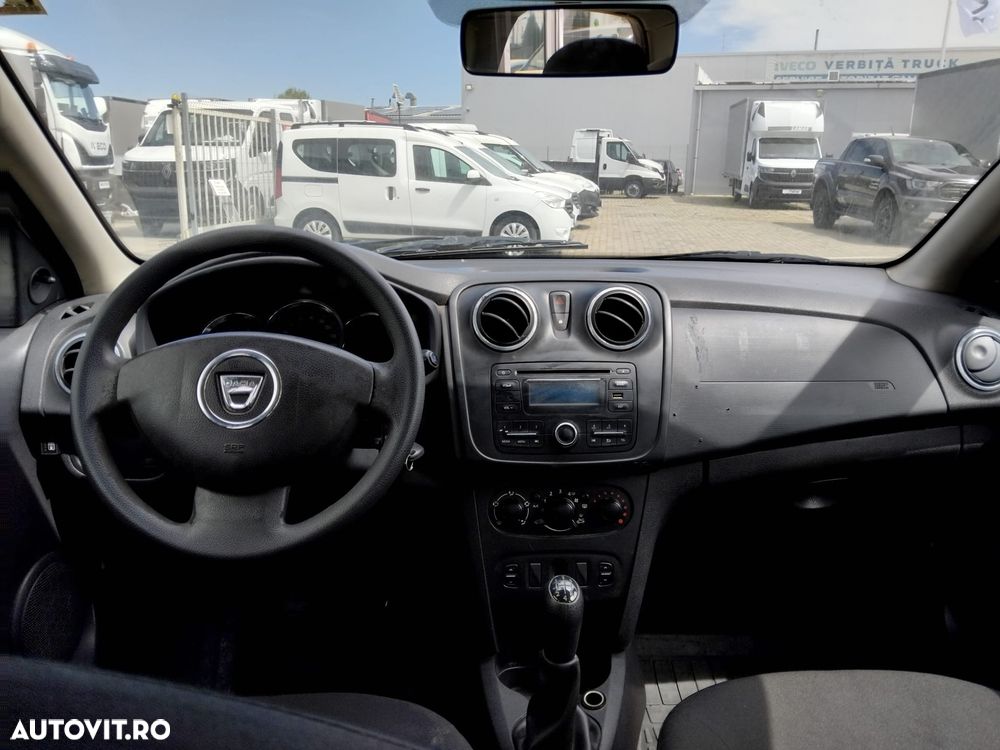 Dacia Logan 1.2 75CP Laureate - 11