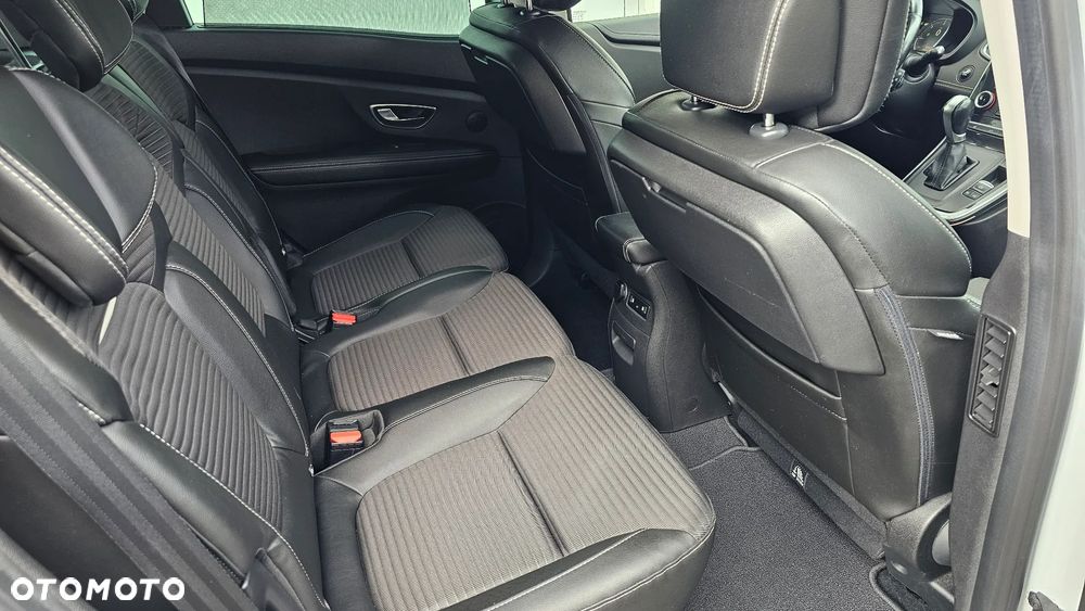 Renault Scenic dCi 110 EDC Xmod Bose Edition - 38