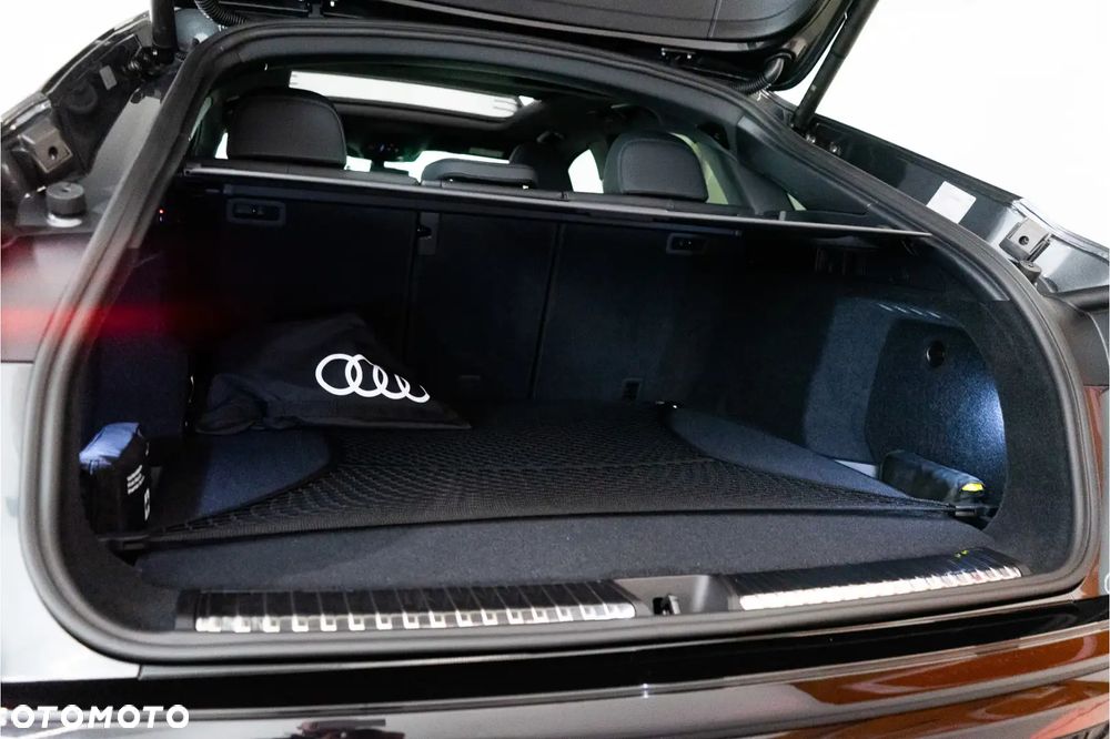 Audi Q5 Sportback - 24