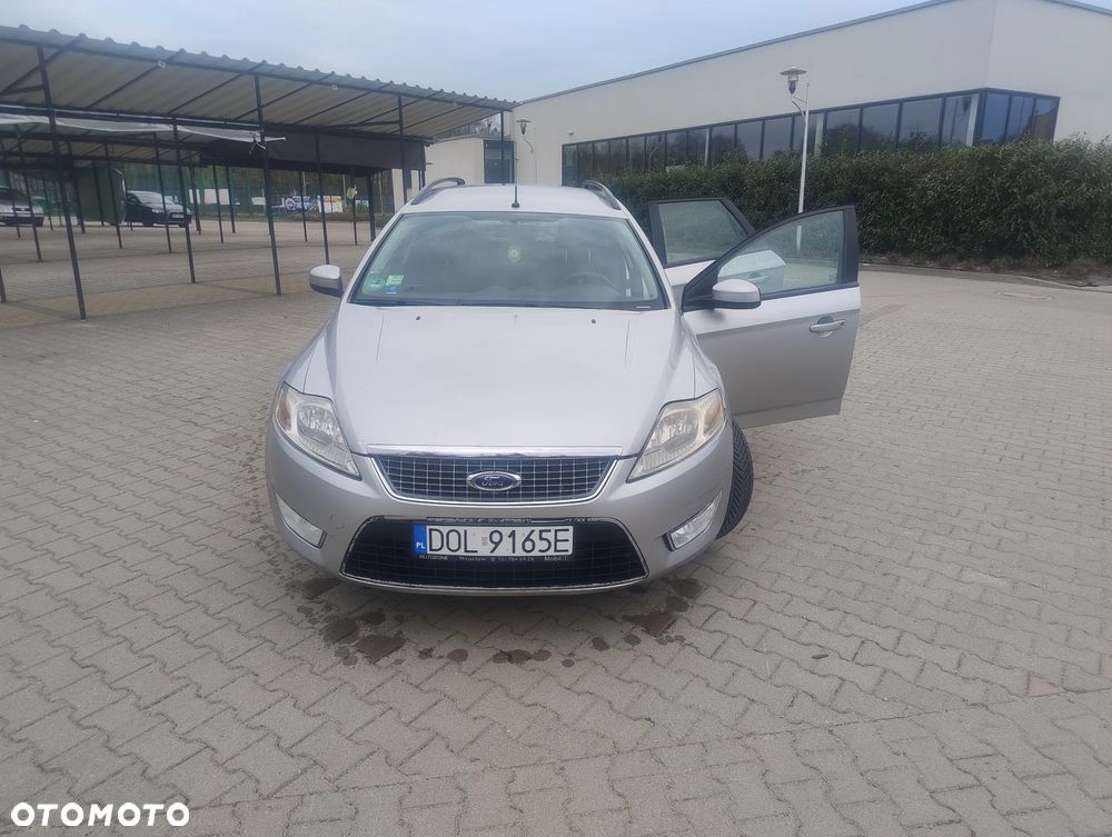 Ford Mondeo 2.0 TDCi Ghia - 10