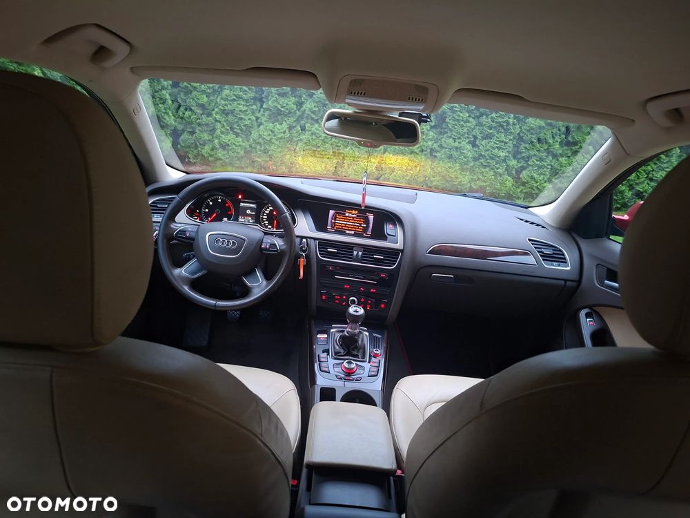 Audi A4 Limousine - 20