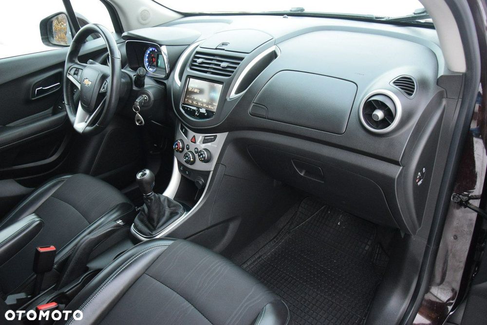 Chevrolet Trax 1.4T LT - 24