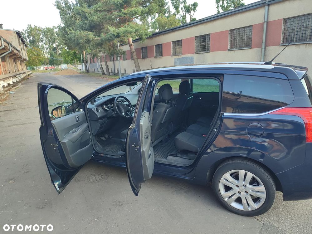 Peugeot 5008 2.0 HDi Family 7os - 17
