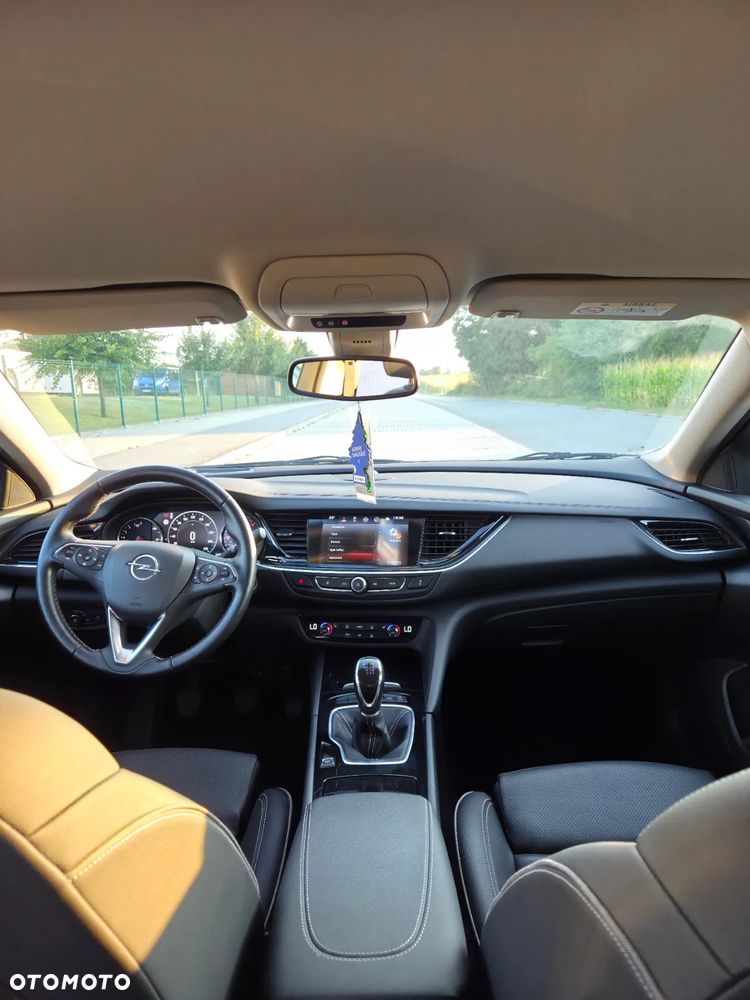 Opel Insignia Grand Sp 1.5 ECOTEC Direct InjectionTurbo Business Innovation - 27