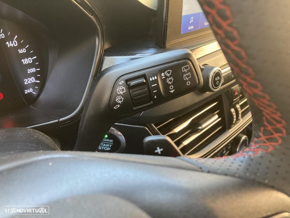 Ford Focus SW 1.5 TDCi EcoBlue ST-Line Aut. — fotografia 16