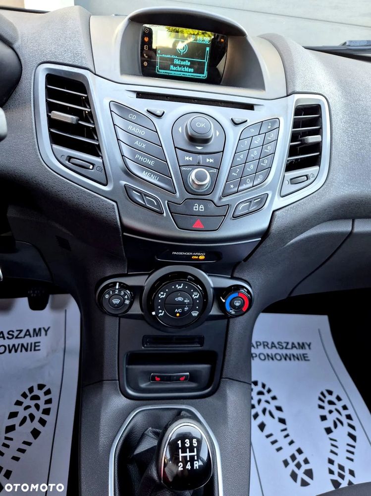 Ford Fiesta - 23