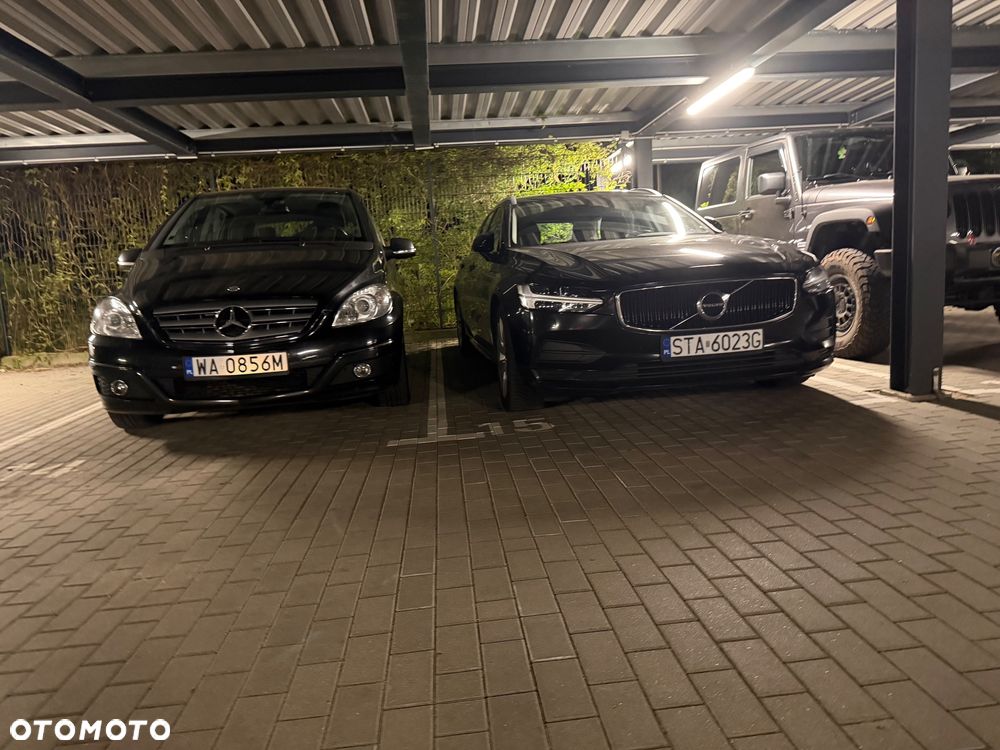 Volvo V90 D4 Momentum Pro - 26