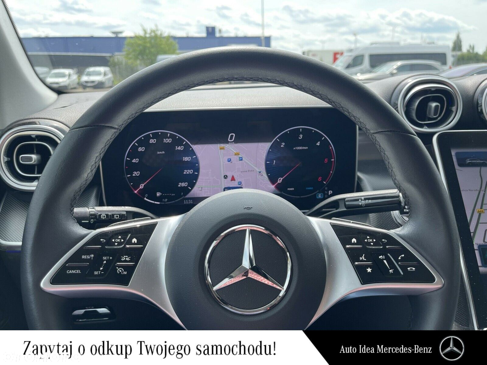 Mercedes-Benz GLC - 11