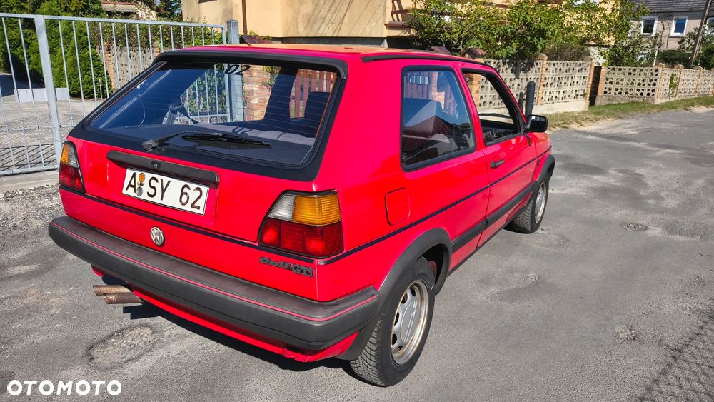 Volkswagen Golf 1.8 GTI Special - 9