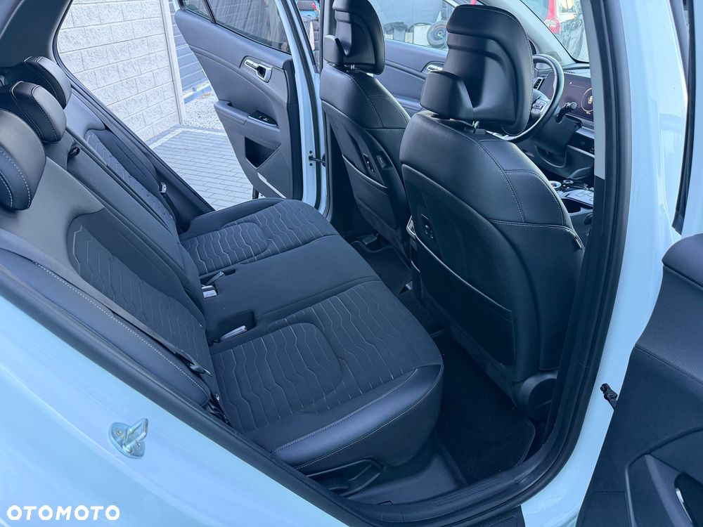 Kia Sportage 1.6 T-GDI HEV Business Line 2WD - 9