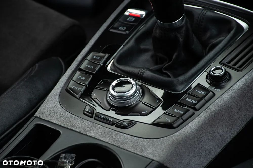 Audi A4 Limousine 2.0 TFSI Quattro - 23