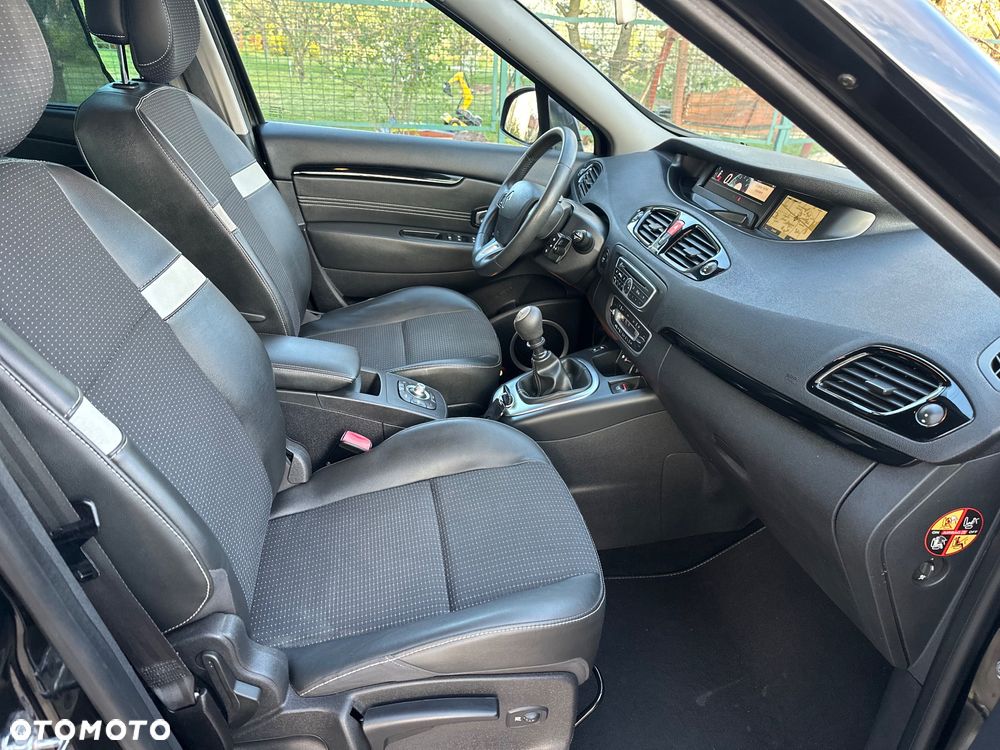 Renault Scenic - 12