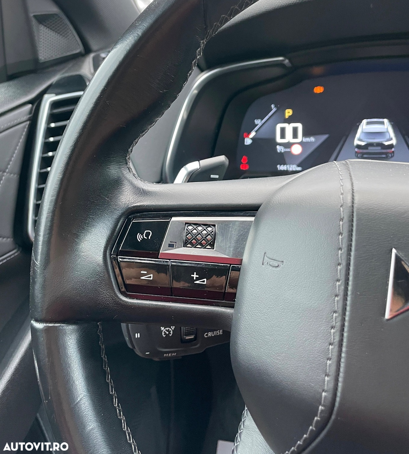 DS Automobiles DS 7 Crossback DS7 1.6 PureTech 180 S&S EAT8 RIVOLI - 29