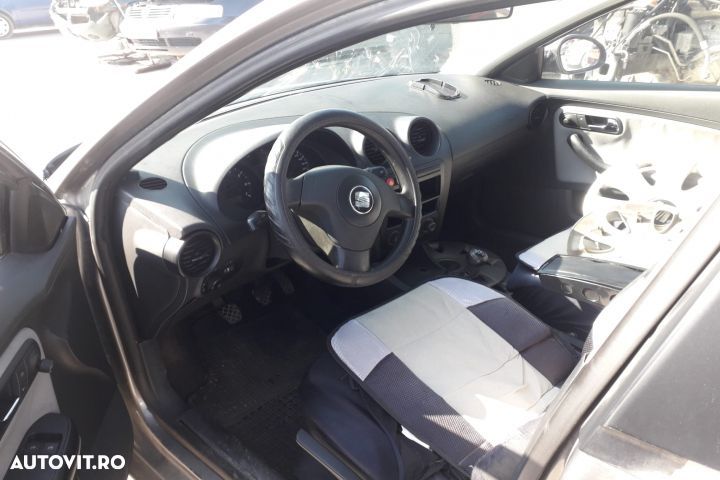 Capota portbagaj 2002 Seat Cordoba 2 [1999 - 2003] Sedan 1.4 MT (75 h - 6