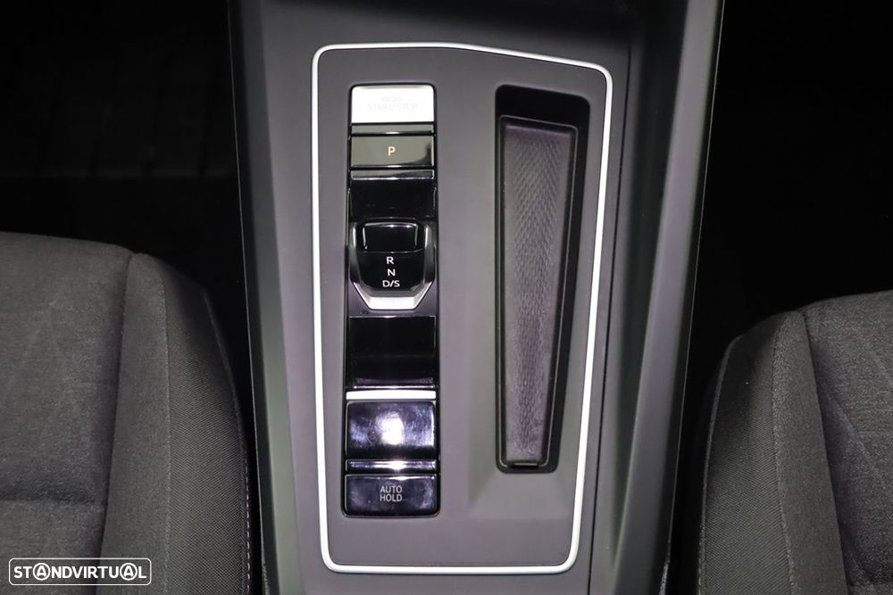 VW Golf 1.5 TSI e-Hybrid Life DSG - 14