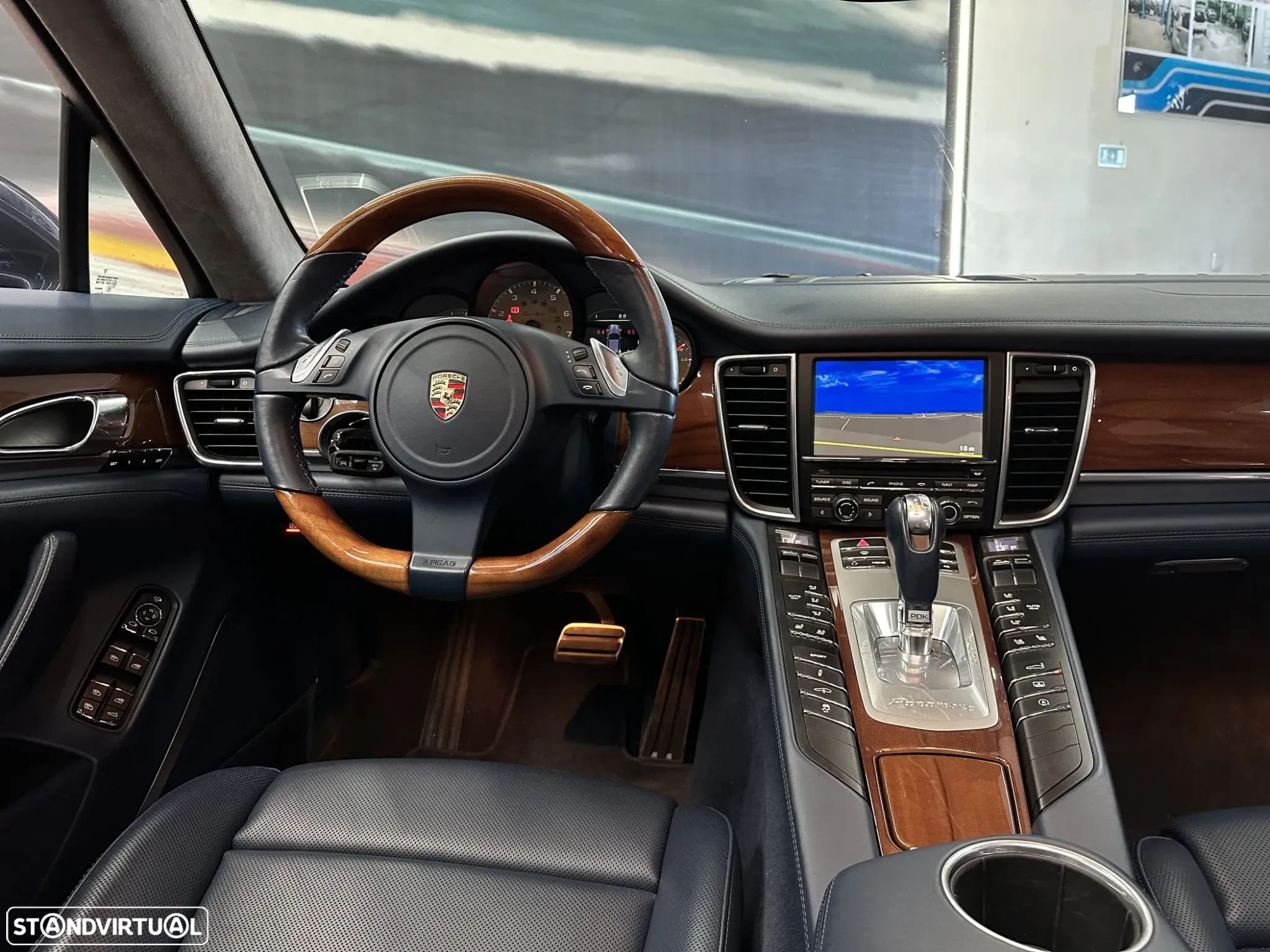 Porsche Panamera Turbo PDK - 28