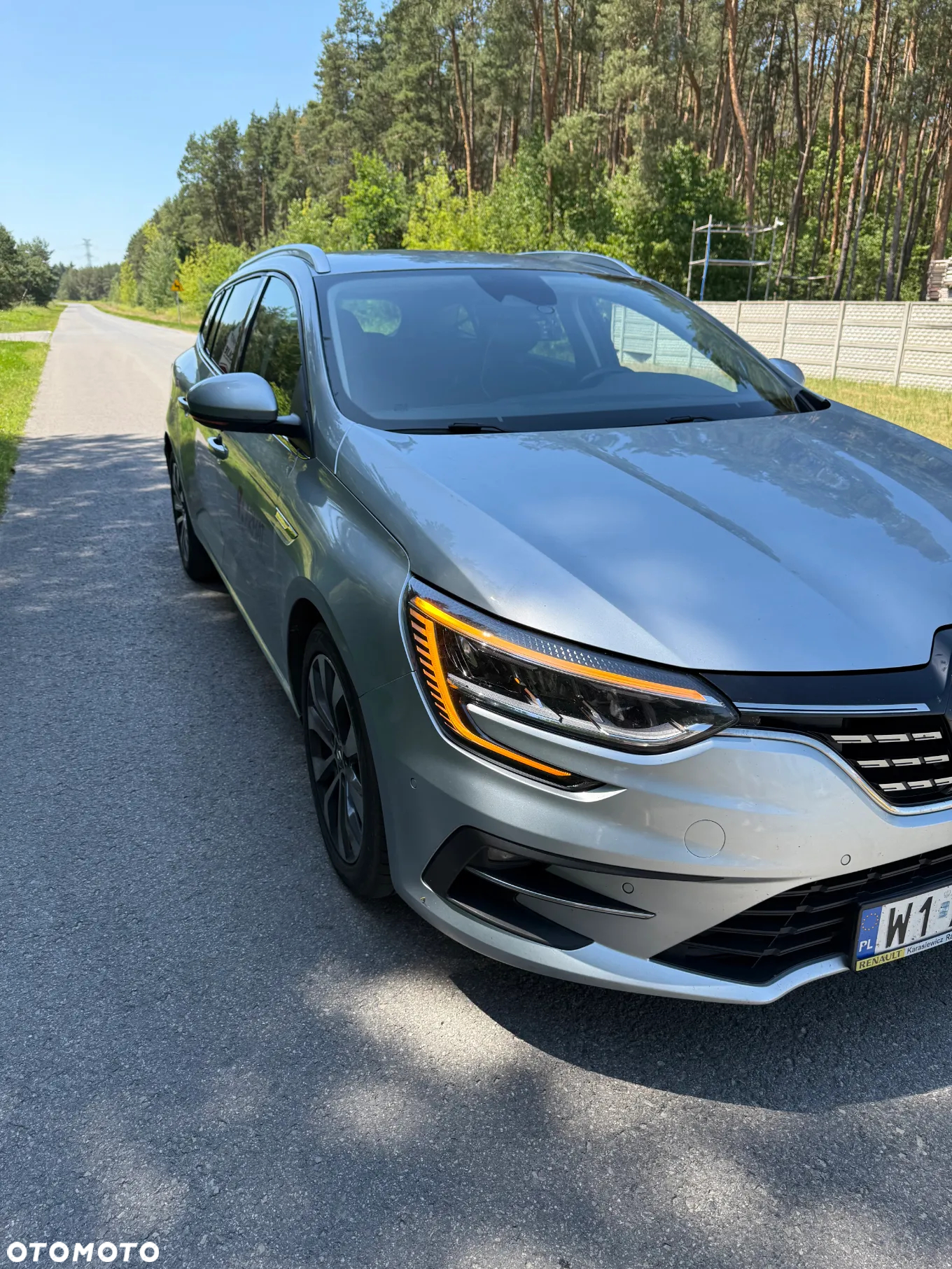 Renault Megane 1.5 Blue dCi Techno EDC - 2