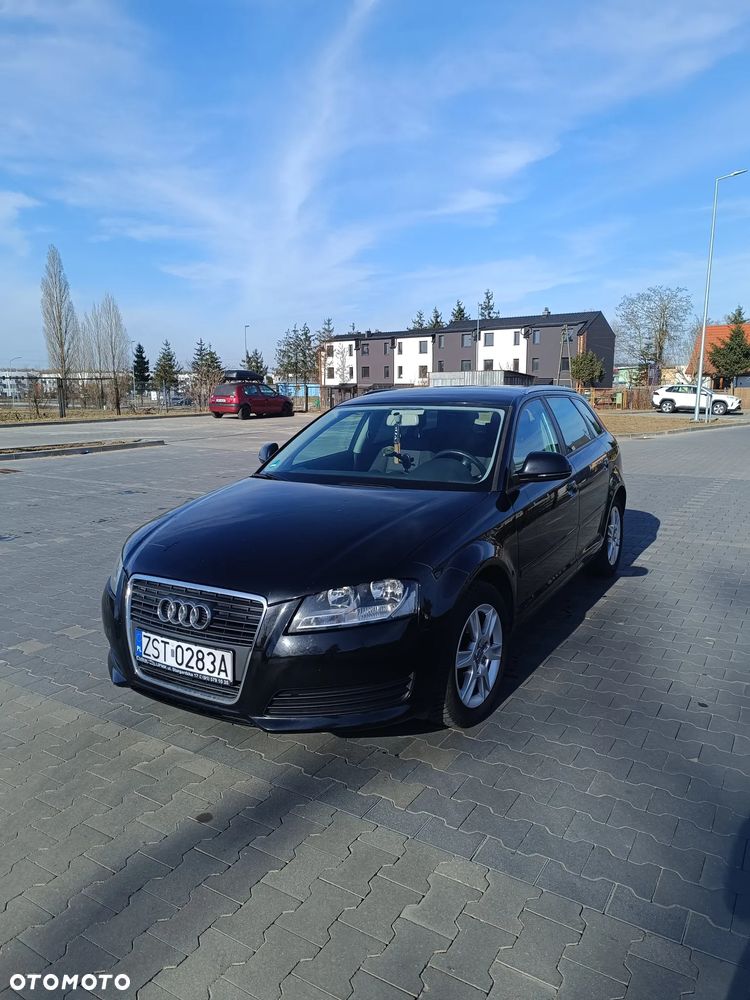 Audi A3 Sportback 1.4 TFSI Ambiente - 1