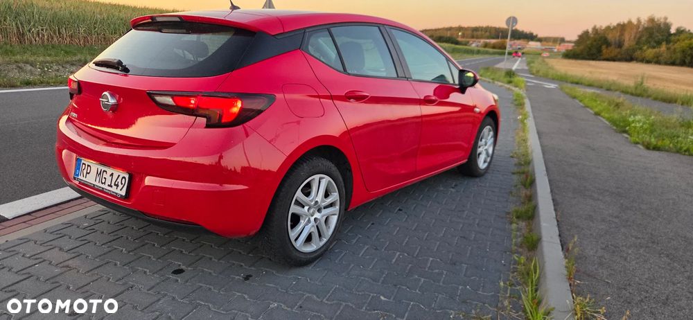 Opel Astra - 4