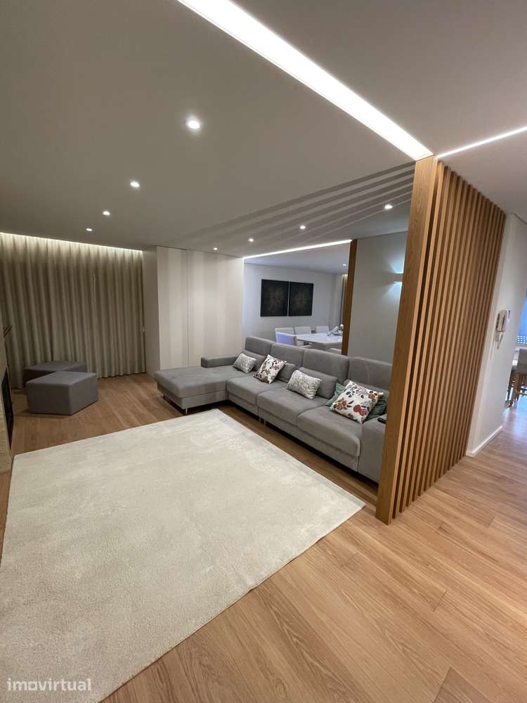 APARTAMENTO T3 CENTRO MAIA Edifico Navegantes - Grande imagem: 4/47
