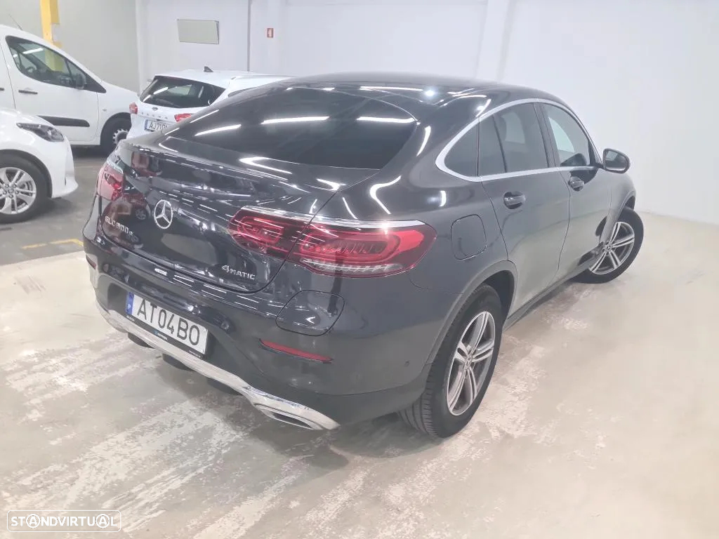 Mercedes-Benz GLC 300 e Coupé 4Matic - 3