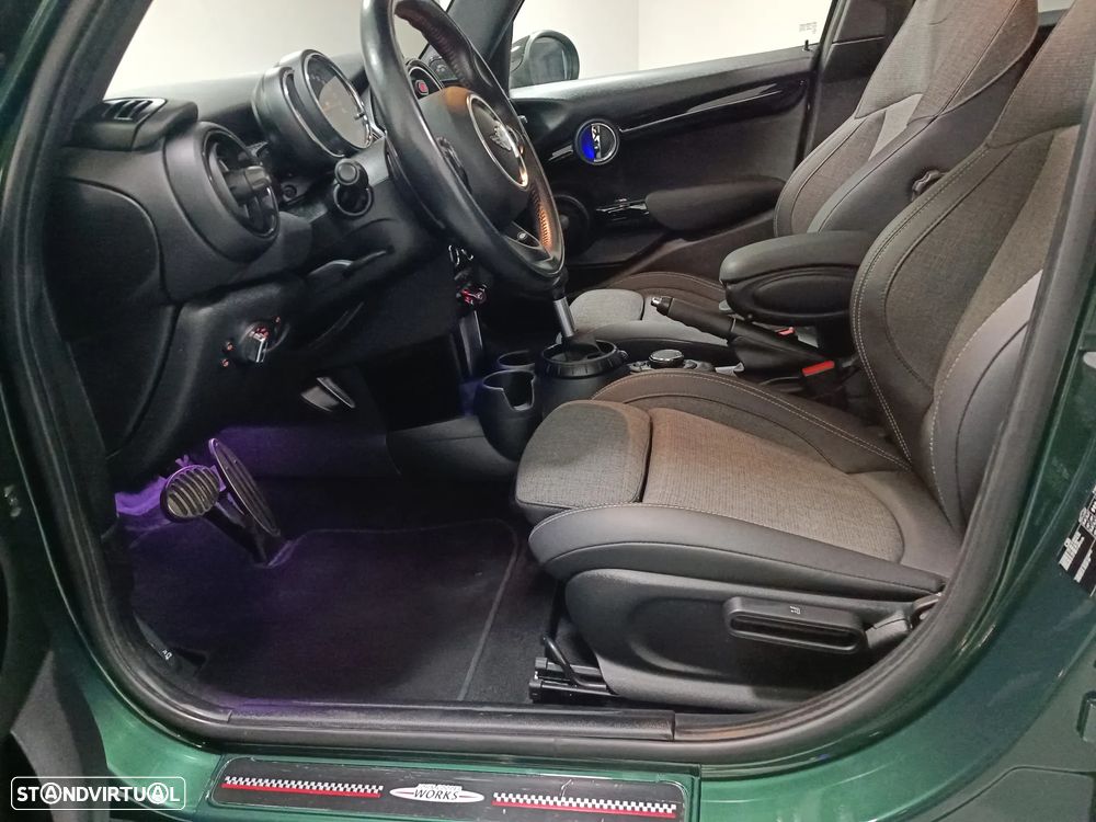 MINI 5 Portas Cooper SD Sport Aut. - 22
