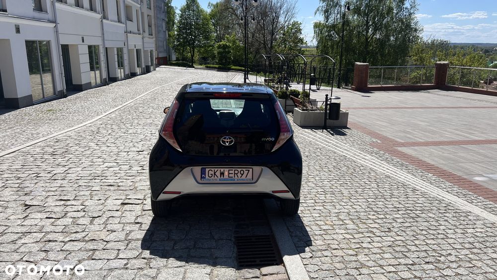 Toyota Aygo x-play Edition-S - 3