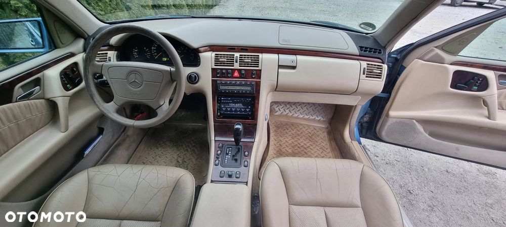 Mercedes-Benz Klasa E 420 T Avantgarde - 7