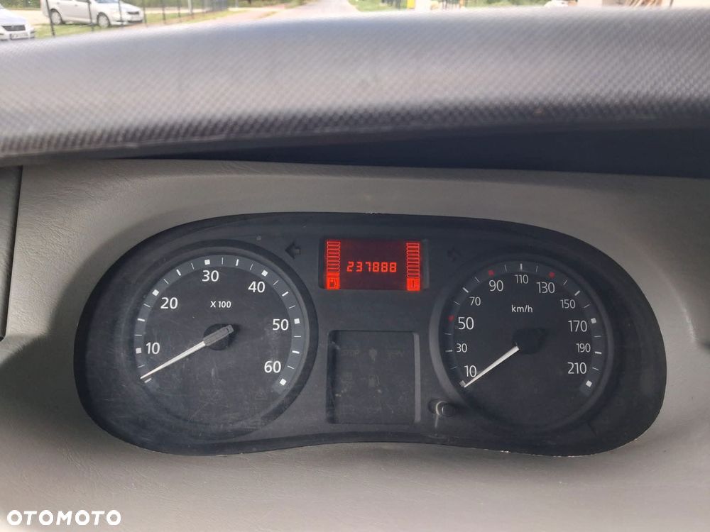 Renault trafic - 17