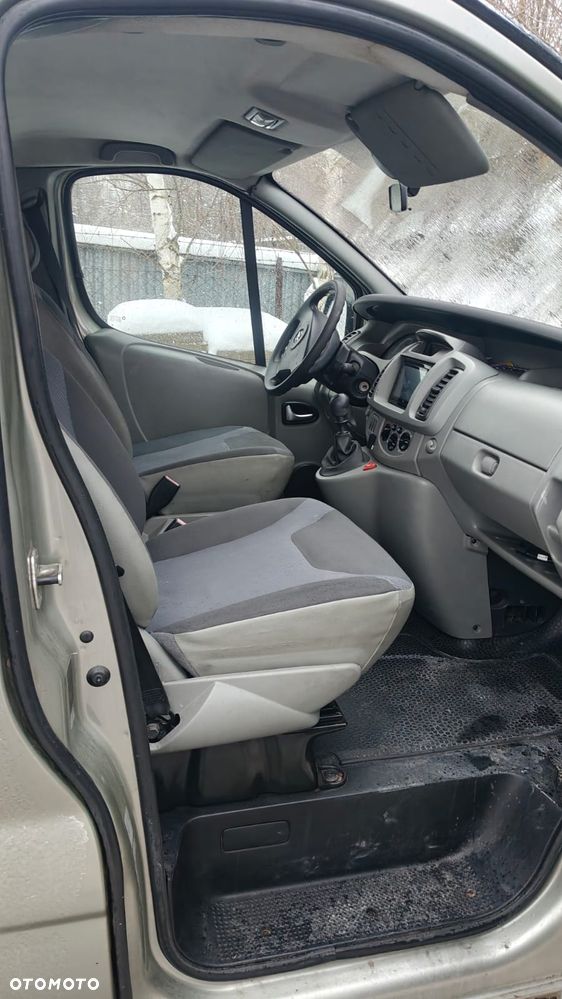 Opel Vivaro L1H1 2.7t - 18