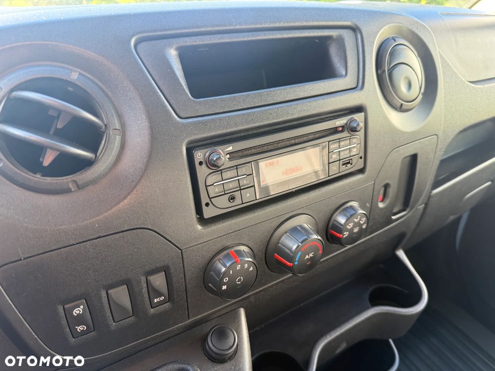 Renault Master - 15