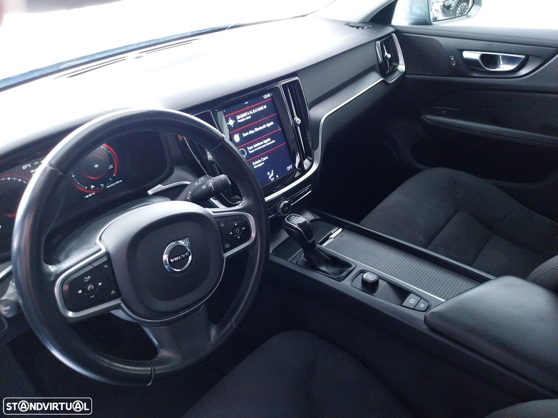 Volvo V60 2.0 D3 Momentum - 11