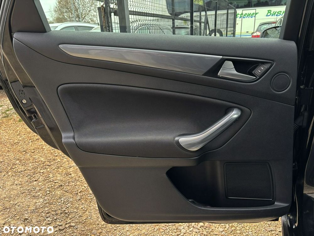 Ford Mondeo 1.6 Eco Boost Start-Stopp Business Edition - 17