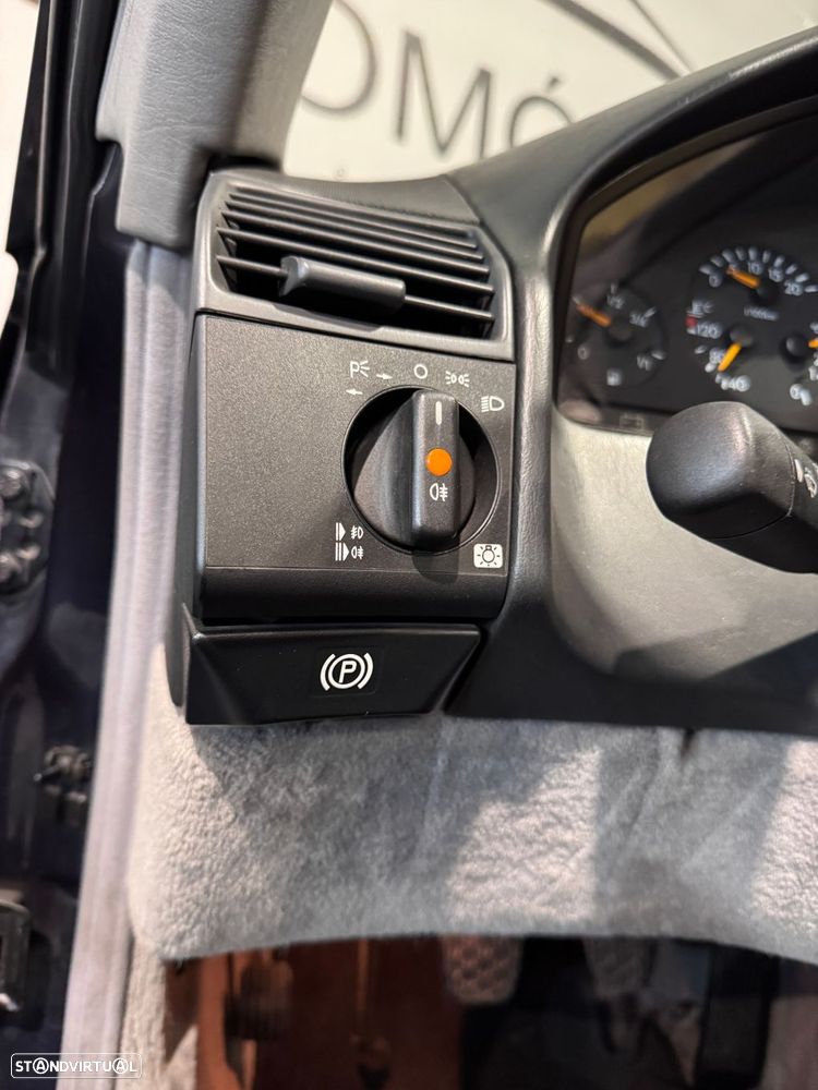 Mercedes-Benz SL 280 Standard - 31