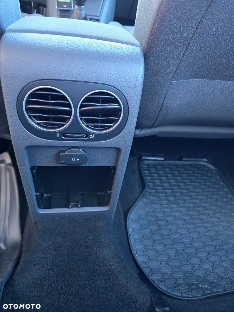 Volkswagen Golf 1.9 TDI 4Motion DPF Trendline - 20