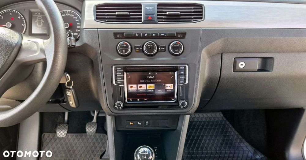 Volkswagen Caddy - 31
