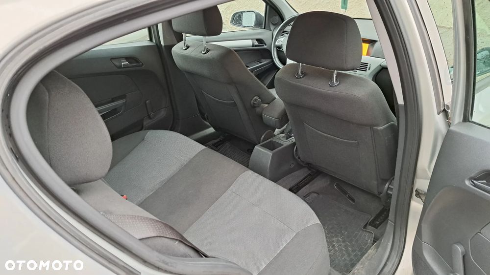 Opel Astra III 1.4 - 11