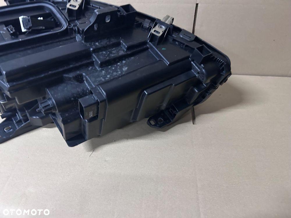 LAMPA PRAWA MERCEDES B KLASA 246 LIFT FULL LED W246 - 6
