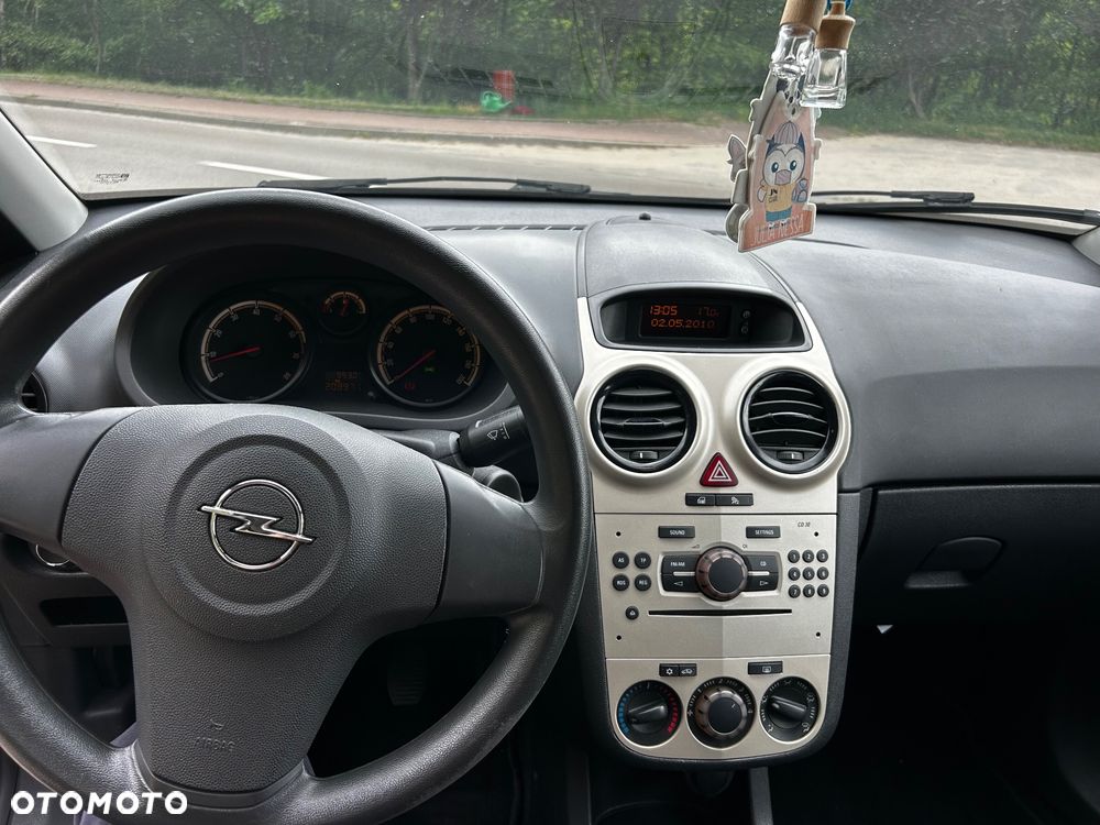 Opel Corsa - 12